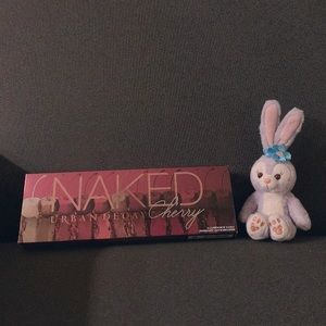 Urban Decay Naked Cherry Eyeshadow Palette